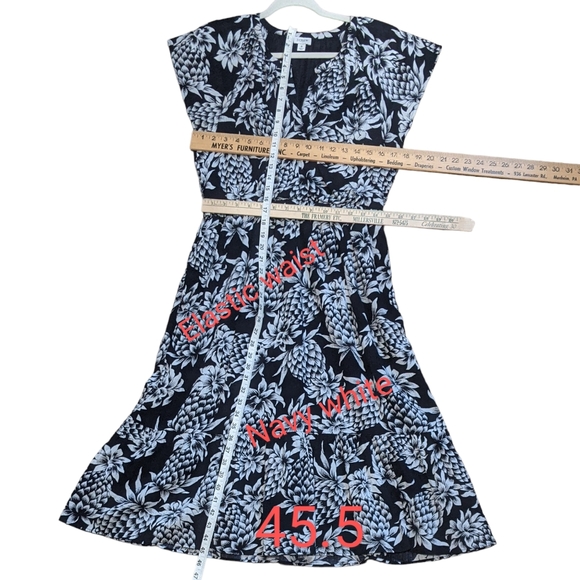 J. Crew sleeveless pineapple elastic waist midi dress flutter sleeves size 8 - Picture 4 of 10